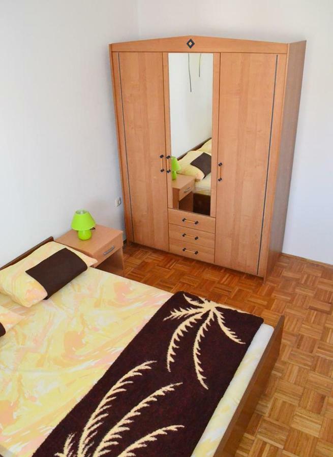 Apartman Rosa Пировац Екстериор снимка